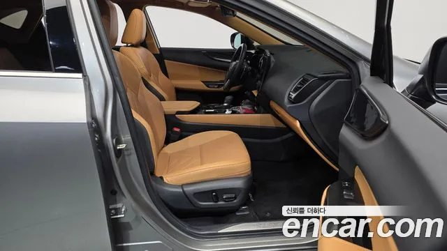 Lexus NX 2nd Gen — Фото автомобиля 17