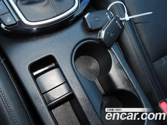 Kia Seltos — Фото автомобиля 13