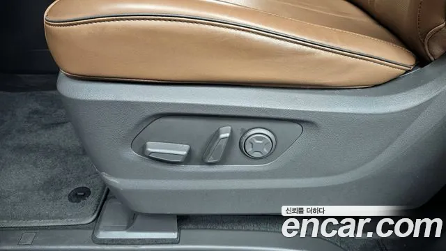 Hyundai Staria Staria 4WD Lounge 9 мест — Фото автомобиля 29