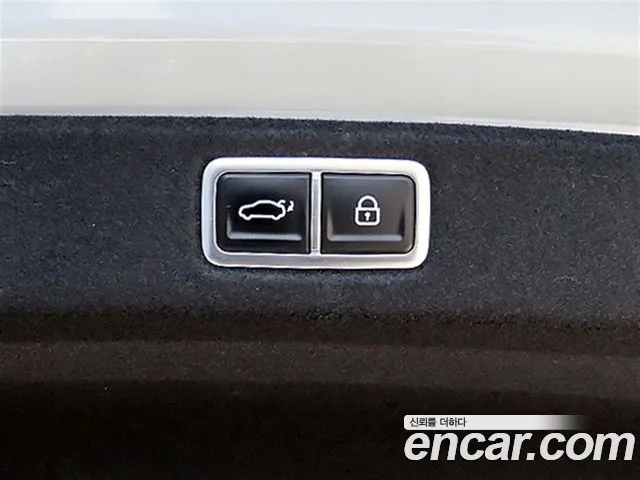 Hyundai Grandeur GN7 — Фото автомобиля 18