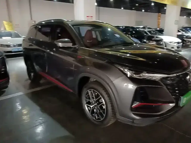 Changan CS75 Plus — Фото автомобиля 3