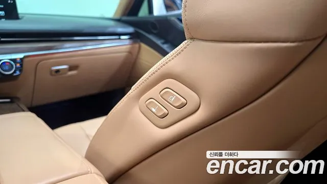 Genesis G80 Бензин 2.5 турбо AWD — Фото автомобиля 30