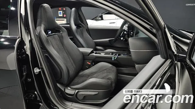 Hyundai Ioniq6 — Фото автомобиля 10