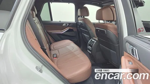 BMW X5 xDrive 40i M Sport — Фото автомобиля 19