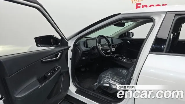 Kia EV6 — Фото автомобиля 10