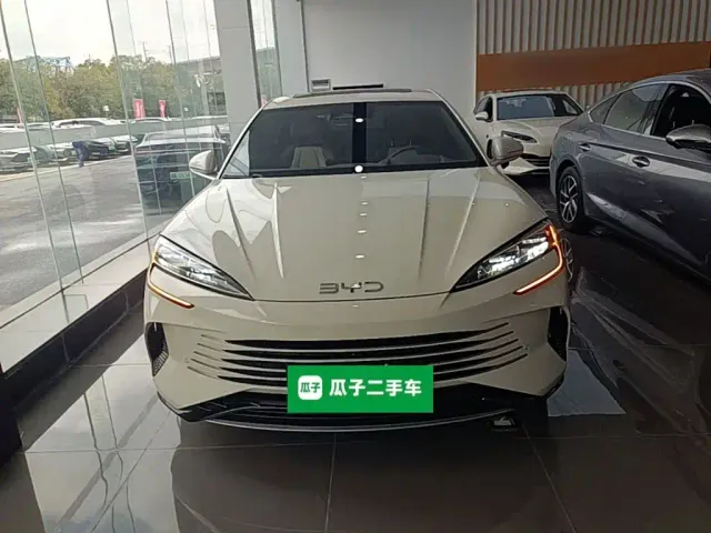 BYD Seal 07 DM-i — Фото автомобиля 2