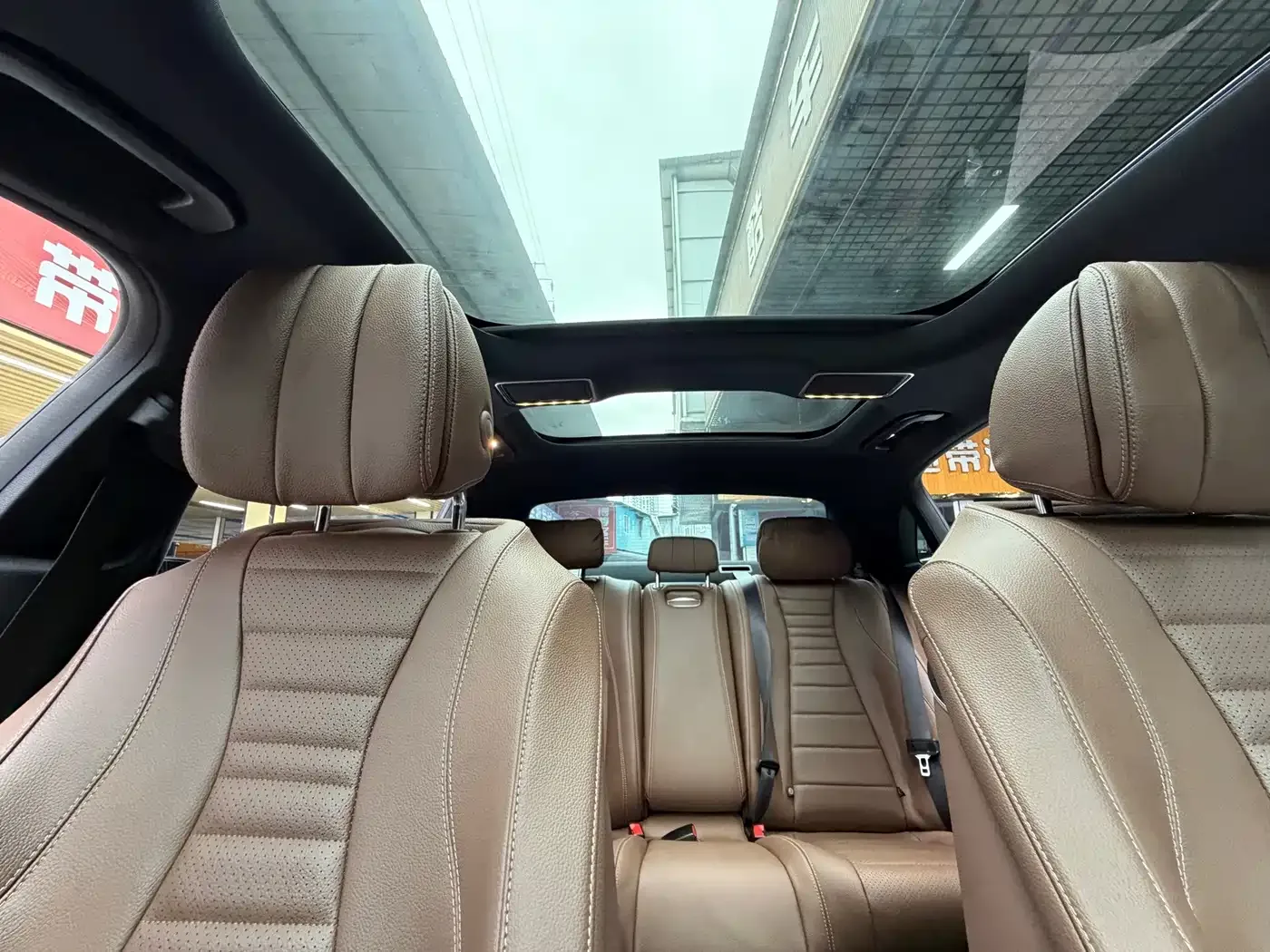Mercedes-Benz Mercedes-Benz E-Class 2022 Facelift E 260 L Sport — Фото автомобиля 23