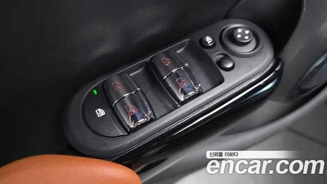 Mini Cooper — Фото автомобиля 26