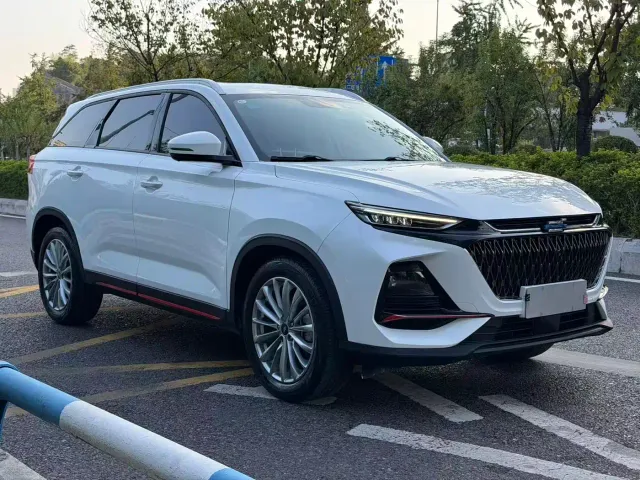 Changan X7 Plus — Фото автомобиля 3
