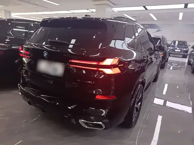 BMW X5 — Фото автомобиля 6