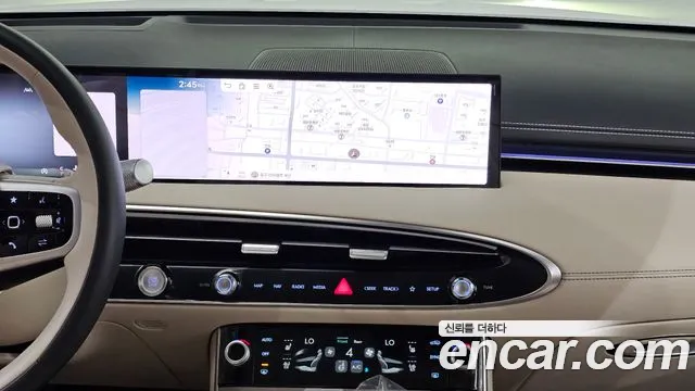 Genesis GV70 — Фото автомобиля 21