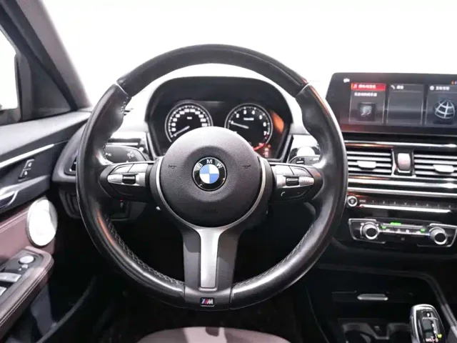 BMW 1 Series — Фото автомобиля 24