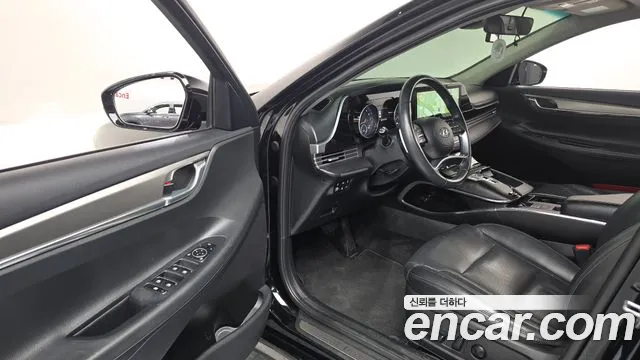 Hyundai Grandeur New — Фото автомобиля 10