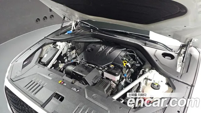 Genesis GV70 2.5T Бензин 2WD — Фото автомобиля 6