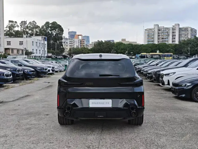 BMW XM — Фото автомобиля 14
