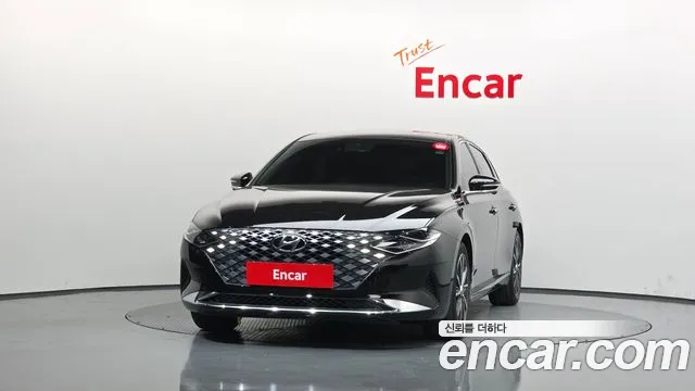 Hyundai Grandeur Новый Grandeur IG — Фото автомобиля 2