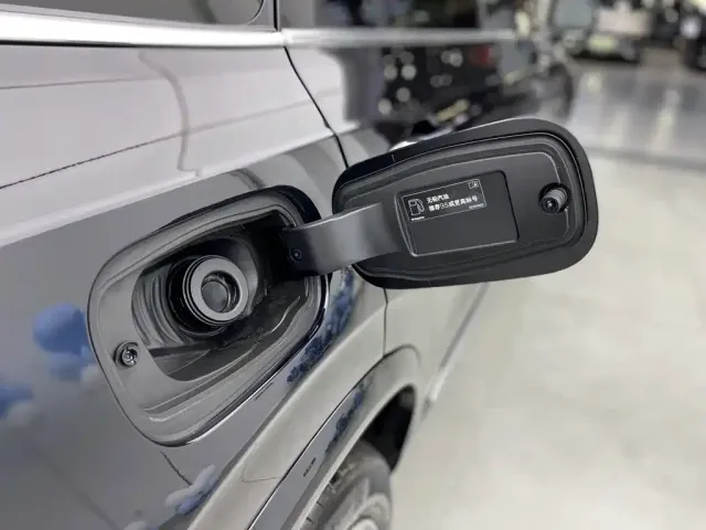 Volvo XC90 — Фото автомобиля 13