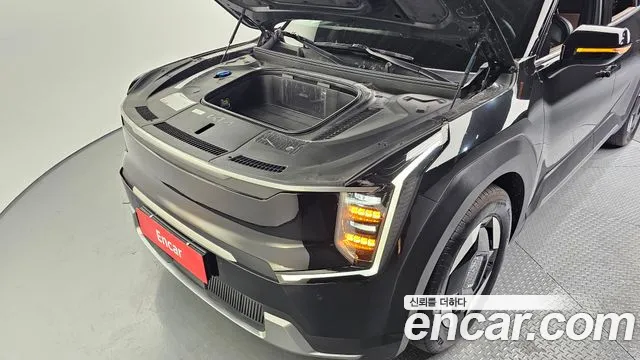 Kia EV9 — Фото автомобиля 6