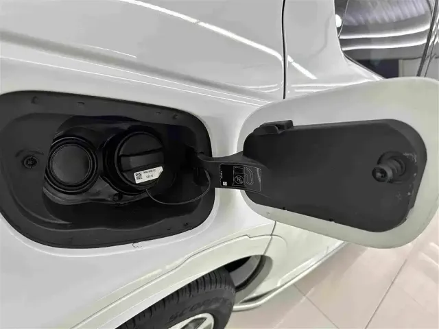 Land Rover Discovery Sport — Фото автомобиля 27