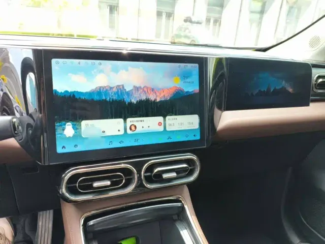 Leapmotor C11 — Фото автомобиля 7