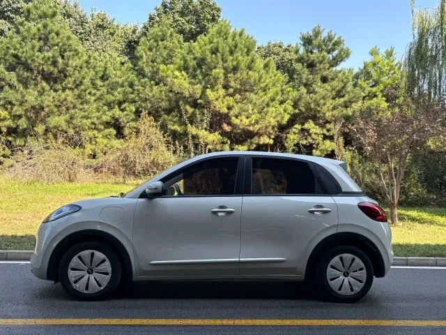 Wuling Bingo — Фото автомобиля 3