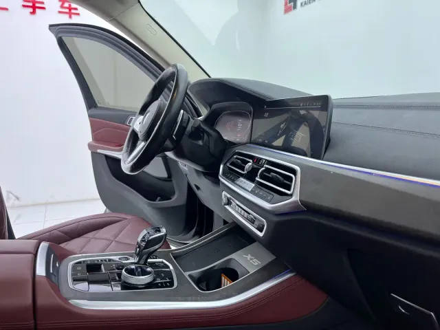 BMW X5 — Фото автомобиля 14