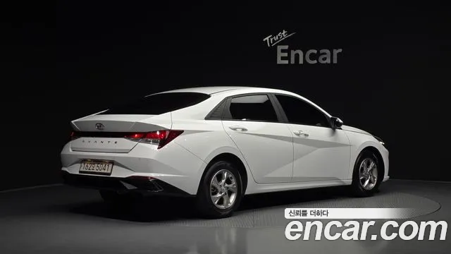 Hyundai AVANTE Avante (CN7) — Фото автомобиля 2