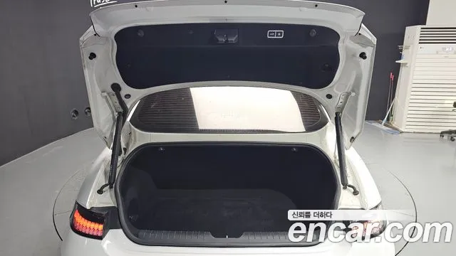 Hyundai Ioniq 6 — Фото автомобиля 26
