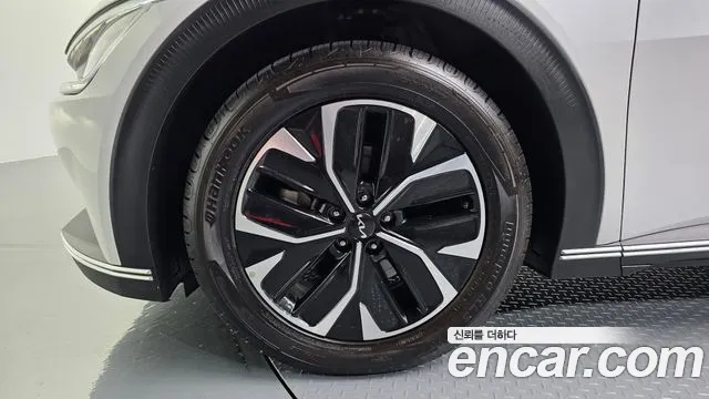 Kia EV6 — Фото автомобиля 5