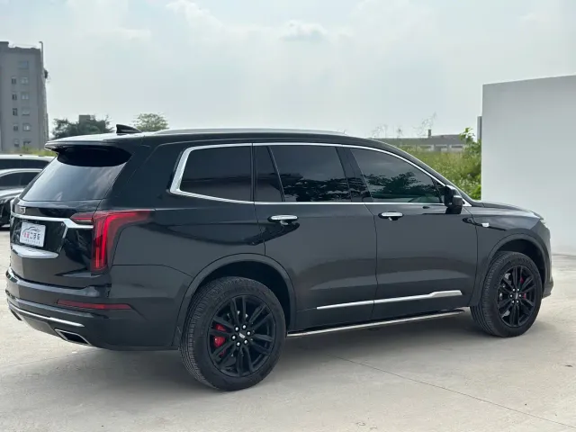 Cadillac XT6 — Фото автомобиля 18