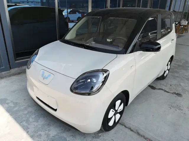 Фотография автомобиля — Wuling Hongguang Mini EV