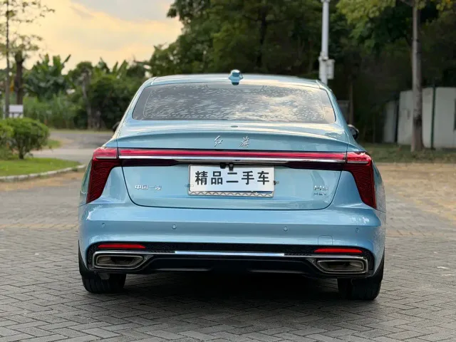 Hongqi H5 — Фото автомобиля 12
