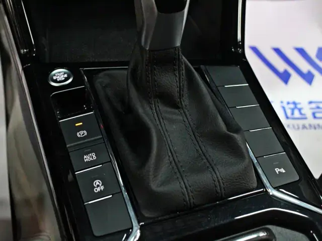 Volkswagen Passat — Фото автомобиля 7