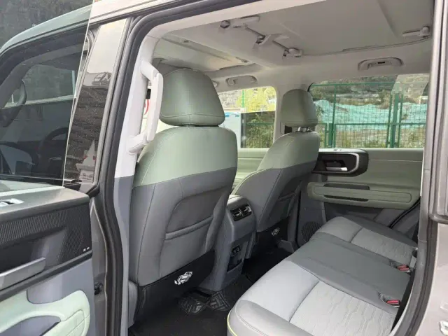 BAIC ORV Beijing Offroad BJ40 2024 2.0T All-new Blade Hero Edition Climber — Фото автомобиля 4