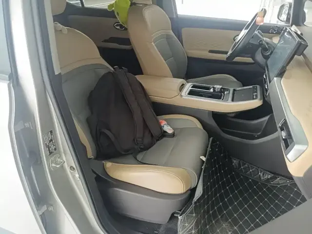 Aion AION Y 2022 70 Smart Leader Edition LFP — Фото автомобиля 24