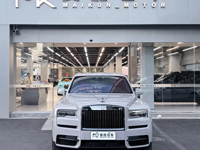 Rolls-Royce Cullinan — Фото автомобиля 2