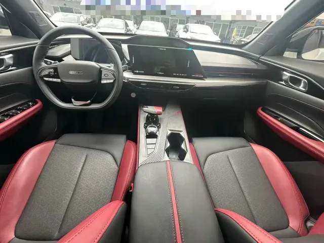 Changan Z6 — Фото автомобиля 7