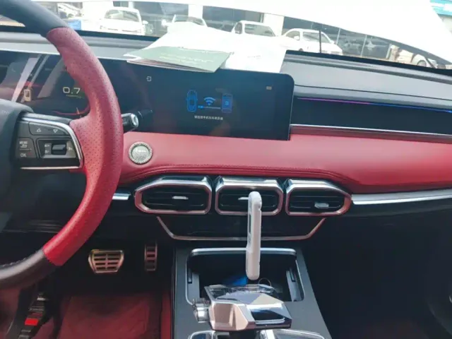 Jetour X70 Plus — Фото автомобиля 12