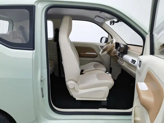 Wuling Hongguang Mini EV — Фото автомобиля 23