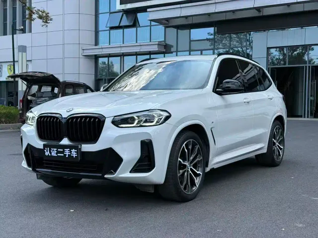 Фотография автомобиля — BMW X3