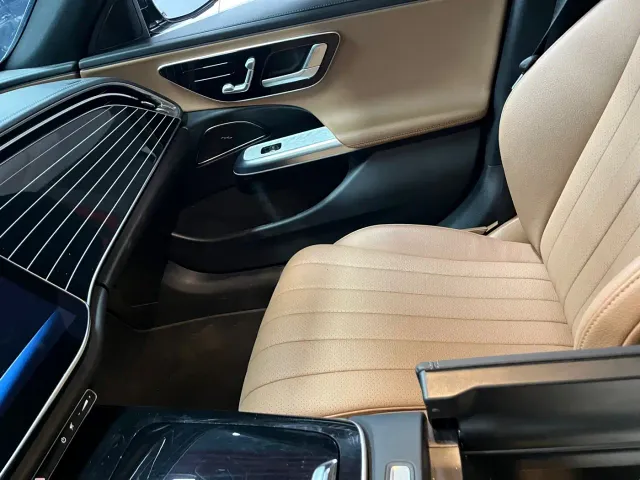 Mercedes-Benz E-Class — Фото автомобиля 9