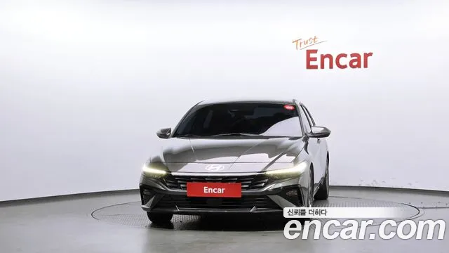 Hyundai Avante CN7 — Фото автомобиля 3