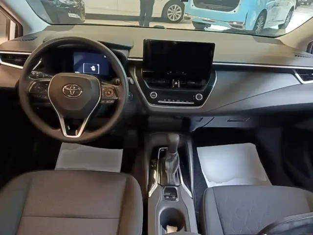 Toyota Corolla — Фото автомобиля 9