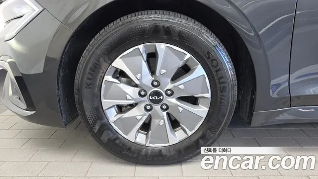 Kia K5 Generation 3 — Фото автомобиля 5