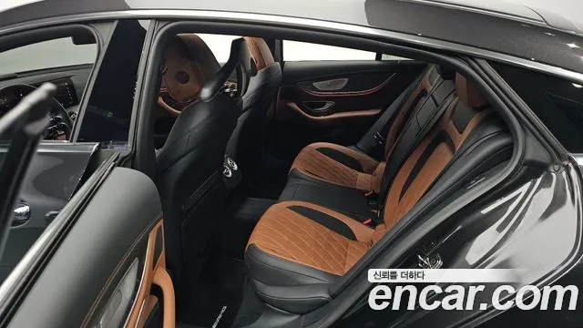 Mercedes-Benz AMG GT 4 двери 43 4MATIC+ — Фото автомобиля 12