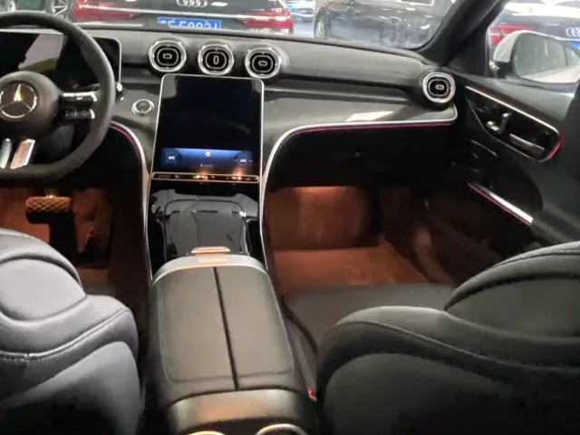Mercedes-Benz C-Class — Фото автомобиля 10