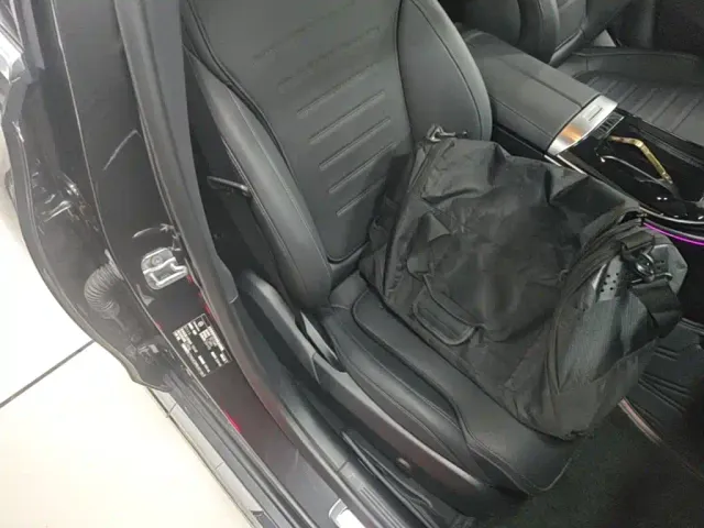 Mercedes-Benz C-Class — Фото автомобиля 24