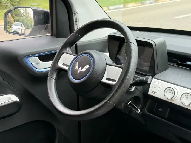 Wuling Hongguang Mini EV — Фото автомобиля 12