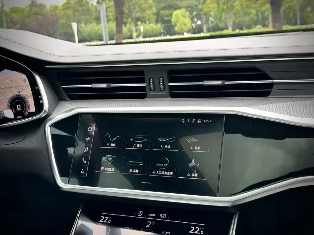 Audi A6L — Фото автомобиля 17