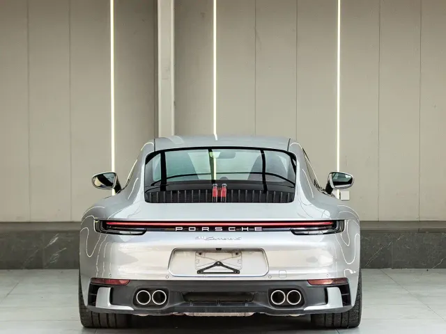 Porsche 911 — Фото автомобиля 5